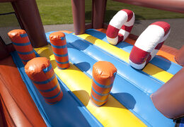 Slide impressionante com tema de tubarão inflável e piscina infantil. Compre escorregadores infláveis ​​agora online na JB Insuflaveis Portugal