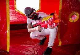 Encomende arena inflável para jogos interativos