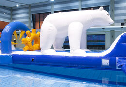 Compre uma piscina inflável com tema de urso polar com objetos 3D divertidos para jovens e idosos. Encomende jogos de sinuca infláveis ​​agora online na JB Insuflaveis Portugal
