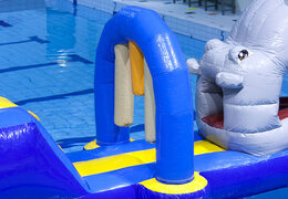 Encomende uma corrida de hipopótamo com objetos divertidos para jovens e idosos. Compre cursos de obstáculos infláveis ​​online agora na JB Insuflaveis Portugal