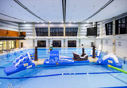 Compre uma pista de obstáculos de corrida de pirata inflável dupla para crianças. Encomende atrações aquáticas infláveis ​​agora online na JB Insuflaveis Portugal