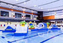 Bestel dubbele zwembadstormbaan in surferrun thema voor zowel jong als oud. Koop opblaasbare waterattracties nu online bij JB Inflatables Nederland