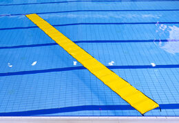 Compre um tapete de caminhada aquática para crianças em diferentes tamanhos e cores. Encomende atrações aquáticas infláveis ​​agora online na JB Insuflaveis Portugal