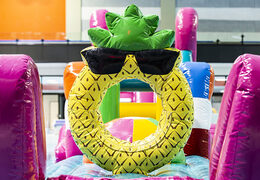 Encomende uma pista de obstáculos de piscina com tema Flamingo Run para jovens e idosos. Compre atrações aquáticas infláveis ​​online agora na JB Insuflaveis Portugal