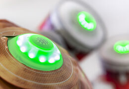 Bateria inflável com sistema de jogo interativo