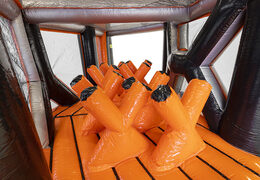 Koop opblaasbare 40-delige giga modulaire X-Corner stormbaan voor kids. Bestel opblaasbare stormbanen nu online bij JB Inflatables Nederland