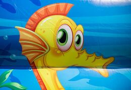 Compre castelo insuflável aberto JB Bubbles com guindaste de espuma no tema Seaworld para crianças. Encomende castelos insufláveis ​​na JB Insufláveis Portugal