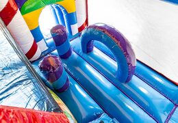 Grande castelo insuflável multijogador de doces interno com slide no tema Lego para crianças. Compre castelos insufláveis ​​online na JB Insufláveis ​​Portugal