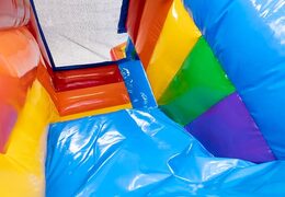 Compre um pequeno castelo insuflável com tema de unicórnio com telhado, escorregador e banheira na JB Insufláveis ​​Portugal. Encomende castelos insufláveis online na JB Insufláveis ​​Portugal