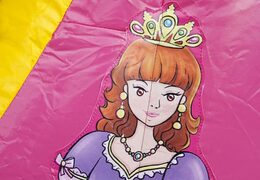 Compre um castelo insuflável com mini-teto com tema de princesa. Encomende castelos insufláveis ​​agora na JB Insufláveis ​​Portugal online