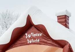 Castelo insuflável Skihut winterworld com uma chaminé 3D no topo para as crianças. Castelos insufláveis ​​à venda online na JB Insufláveis ​​Portugal