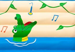 Compre um castelo insuflável de crocodilo padrão com um objeto 3D no topo, para crianças. Encomende castelos insufláveis ​​online na JB Insufláveis ​​Portugal