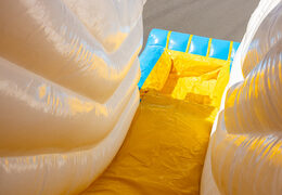 Encomende o castelo inflável multiplay super inflável no tema unicórnio para crianças com muitas cores