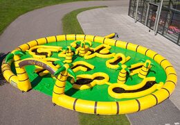 Ondas em um jogo de castelo inflável