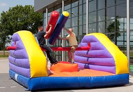 Jogo de bater saco de segurança