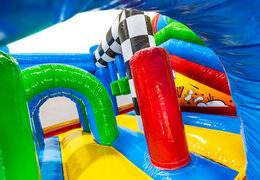 Arcos verdes e azuis e pilares vermelhos em pula-pula multiplay tema Comic