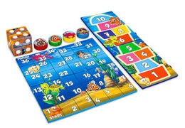 Conjunto de jogos colorido na parte da frente do Softplay no tema Pirate Seaworld