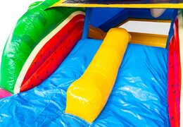 Compre o escorrega azul, amarelo, vermelho e verde do Castelo Inflável Combo Duplo Slide na JB