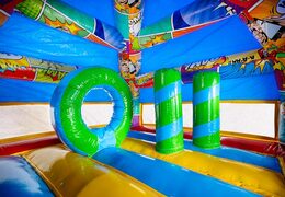 Castelo insuflável A-frame Super Comic marcante, ideal para festas e eventos