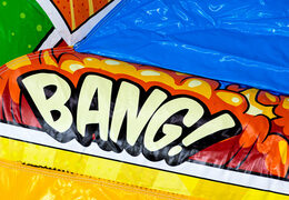 Castelo insuflável A-frame Super Comic estilo quadrinhos para crianças, agora disponível na JB Inflatables