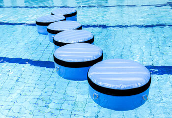 Compre nenúfares infláveis ​​conectáveis ​​para jovens e idosos. Encomende atrações aquáticas infláveis ​​agora online na JB Insuflaveis Portugal