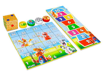 Conjunto de jogos colorido na parte de trás do Softplay no tema da fazenda