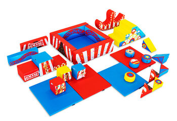 Conjunto XXL de Softplay com tema Rollercoaster e blocos coloridos para brincar