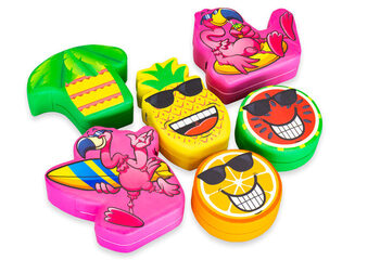 Conjunto de tema Softplay Flamingo Hawaii com imagens de animais