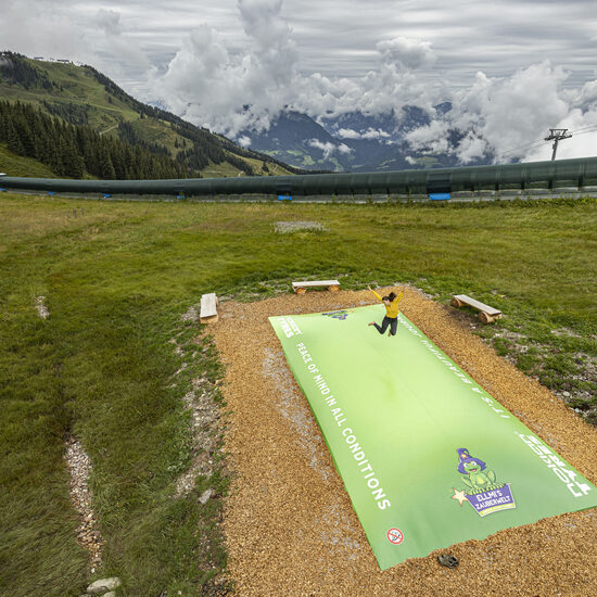 Inflável temático Ellmau airmountain feito sob medida para crianças. Compre montanhas aéreas infláveis ​​na JB Insuflaveis Portugal