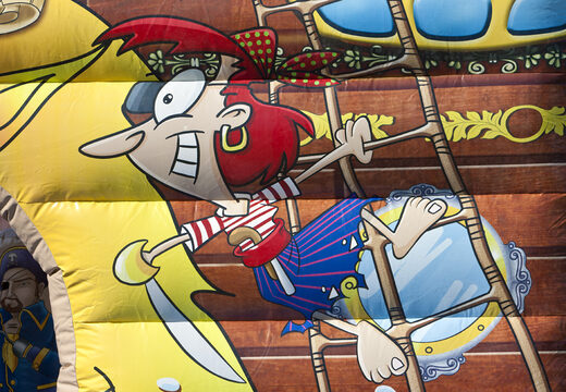 Ordene o slide XL do mundo do pirata com obstáculos 3D para crianças. Compre escorregadores infláveis ​​agora online em JB Insuflaveis Portugal