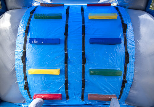 Ordene uma pista de obstáculo de tubarões com objetos 3D para crianças. Compre pistas de obstáculos infláveis ​​online agora na JB Insuflaveis Portugal