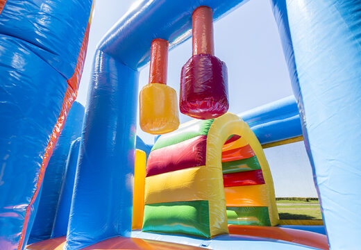 Encomende um castelo insuflável multijogador com tema de tubarão médio e escorregador para crianças. Compre castelos ​​insufláveis ​​online na JB Insufláveis ​​Portugal