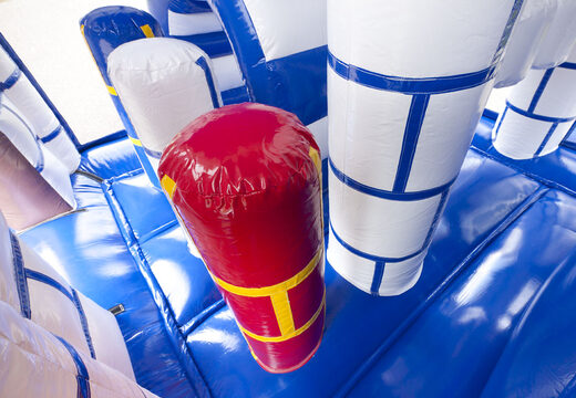 Castelo insuflável multijogador médio com tema de castelo para crianças. Encomende castelos insufláveis ​​online na JB Insufláveis ​​Portugal