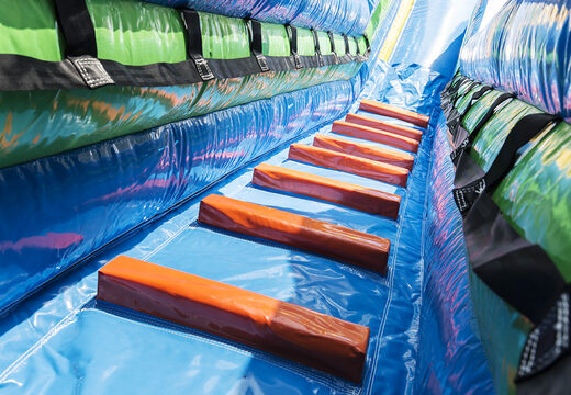 Compre um escorregador inflável com tema de surfe espetacular com estampas divertidas para as crianças. Ordene escorregadores infláveis ​​agora online em JB Insuflaveis Portugal