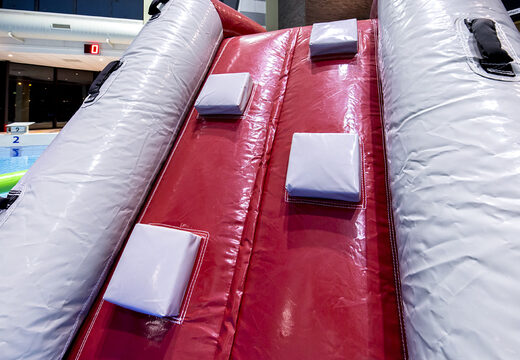 Ilha de brincar com tema de tubarão legal com uma videira, torre de escalada, escorregador redondo e obstáculos para jovens e idosos. Encomende jogos de sinuca infláveis ​​agora online na JB Insuflaveis Portugal