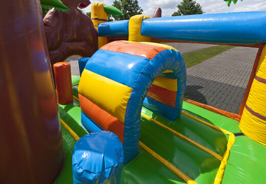 Encomende um castelo insuflável multijogador com tema de navio pirata de tamanho médio e escorregador para crianças. Compre castelos insufláveis ​​online na JB Insufláveis ​​Portugal