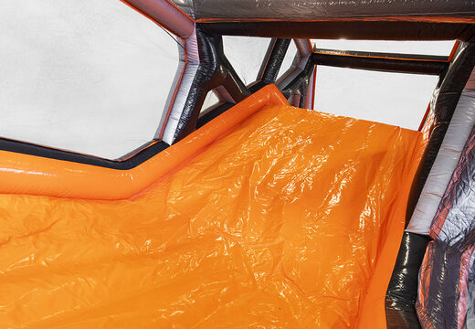 Obtenha seu curso de obstáculos Big Log Slide para crianças online agora. Encomende pistas de obstáculos infláveis ​​na JB Insuflaveis Portugal