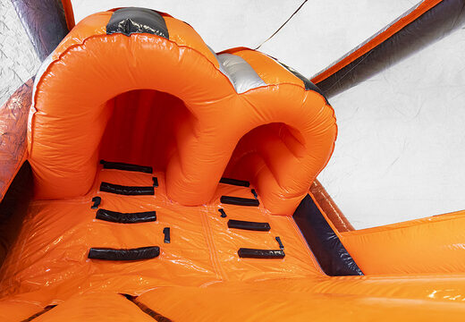 Compre a pista de obstáculos Tunnelslide modular giga inflável de 40 peças para crianças. Encomende cursos de obstáculos infláveis ​​online agora na JB Insuflaveis Portugal