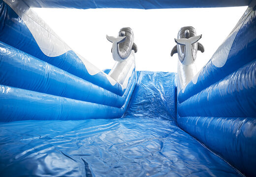 Obtenha seu escorregador inflável de golfinhos com cores alegres, objetos 3D e impressão divertida na parede lateral online agora. Ordene escorregadores infláveis ​​na JB Insuflaveis Portugal