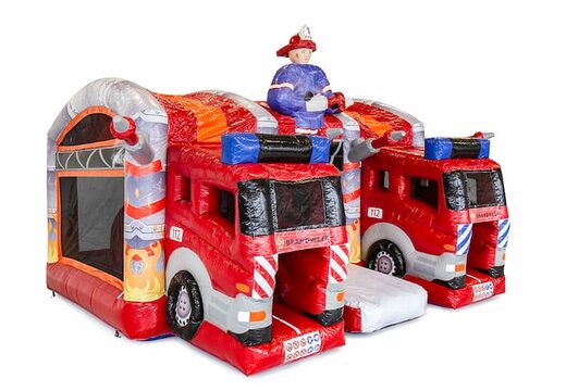 Orde multiplay XXL Fire Brigade castelo insuflável em um design exclusivo com duas entradas, um slide no meio e objetos 3D para crianças. Compre castelos insufláveis ​​online na JB Insufláveis ​​Portugal