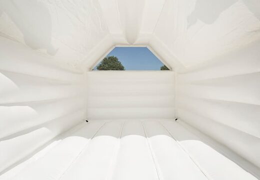 Ordene castelo insuflável padrão em um tema de casamento em forma de castelo para crianças. Encomende castelos insufláveis ​​online na JB Insufláveis ​​Portugal