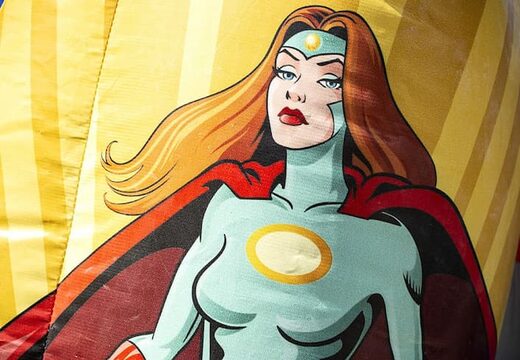 Ordene um mini castelo insuflável multifunções no tema do super-herói com telhado, para crianças. Compre castelo inflável online na JB Insufláveis ​​Portugal