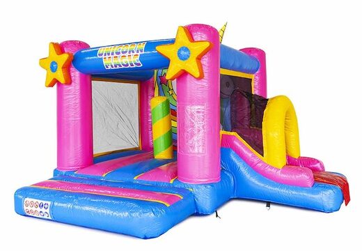 encomende um pequeno segurança inflável com slide no tema unicórnio