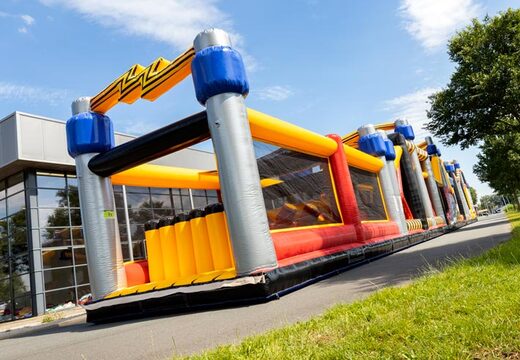 Encomende o Mega curso de assalto High Voltage Adventure Run