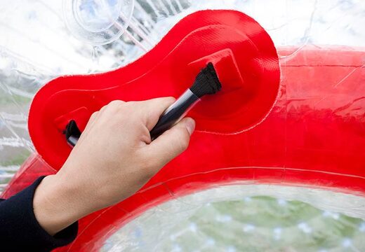 Punho na bola inflável