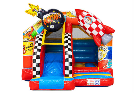 Tema de personagens de desenhos animados em combo de escorregador para deslizar e pular em castelo inflável